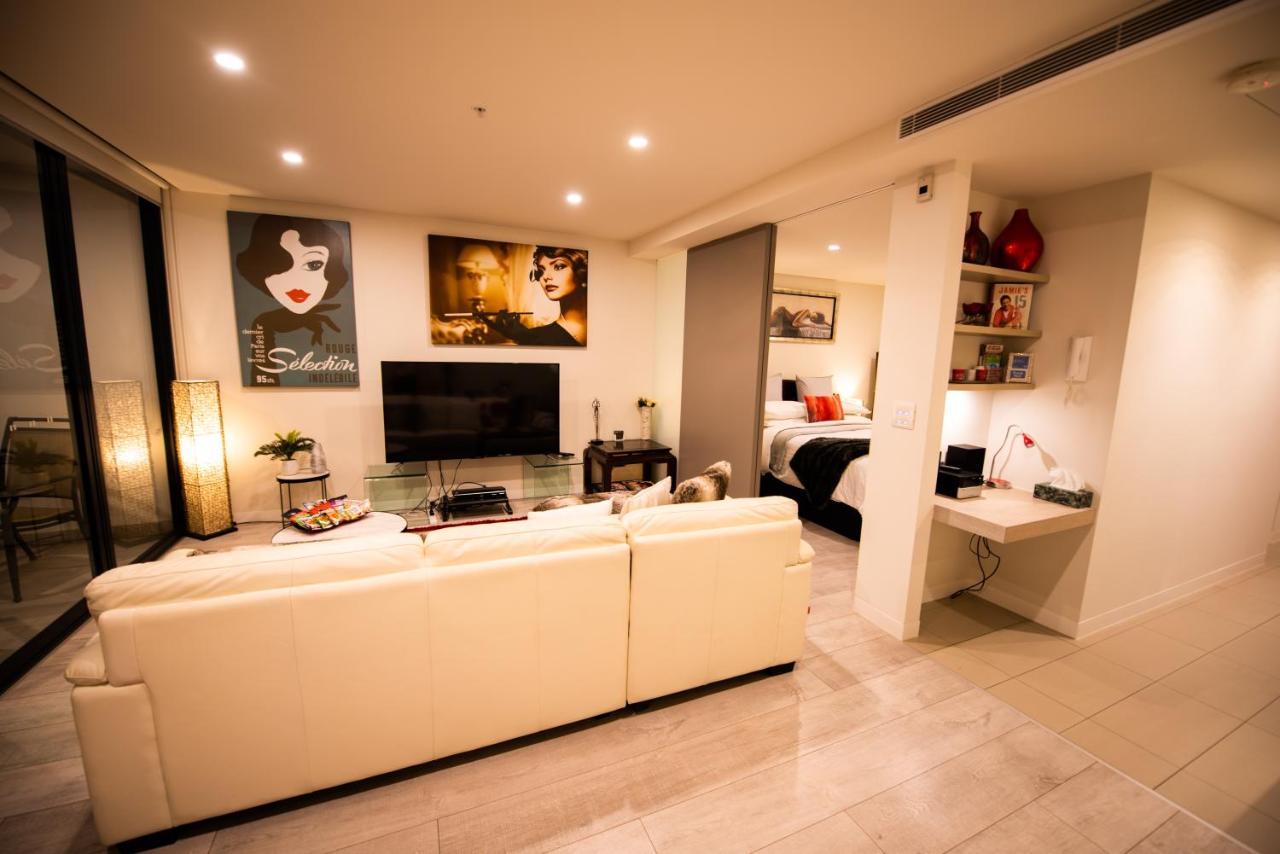 Appartamento Modern, Clean, Luxury At The Right Price..... Maribyrnong Esterno foto